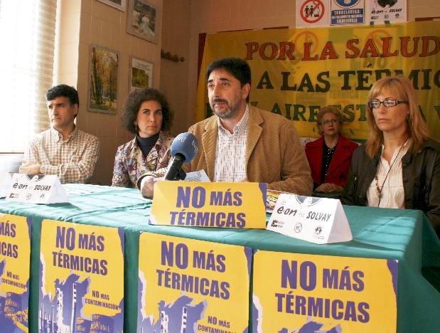  Colectivos denuncian el «deterioro» medioambiental de Torrelavega y rechazan el proyecto de central térmica de Solvay en Barreda