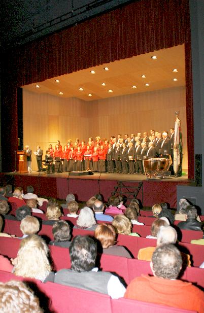  Lleno total en el Concha Espina en el concierto en memoria de Nilo Merino