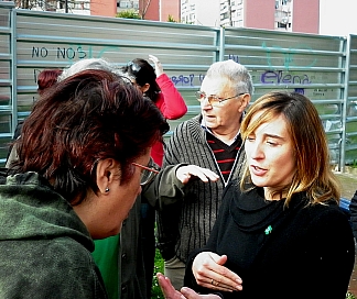  La candidata socialista asegura que devolverá Mendicouage a los vecinos