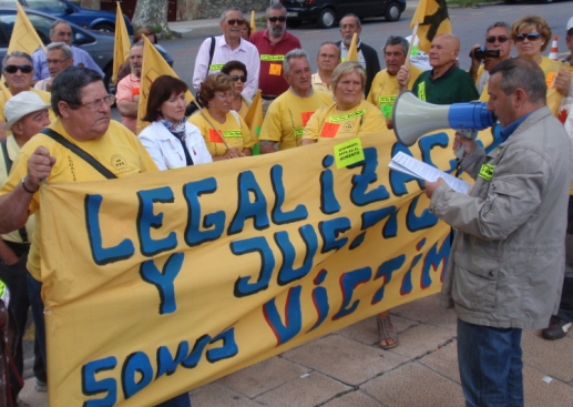 Afectados por sentencias de derribo se reúnen con el presidente del TSJC y los grupos parlamentarios