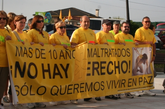 Afectados por sentencias de derribo valoran con 'esperanza' las recientes reuniones con las instituciones