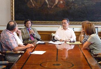  El Ayuntamiento colaborará con la Asociación de Amputados de Cantabria