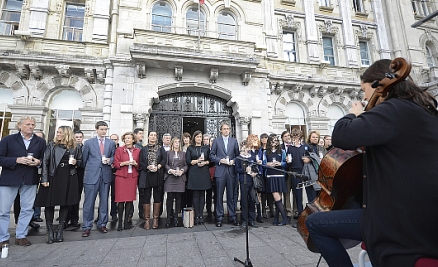  Santander se suma a los actos contra la violencia de género