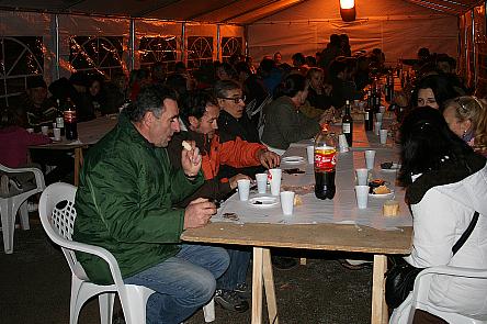 Más de 200 personas disfrutaron de la VII Fiesta de la Matanza en Villanueva de la Nía