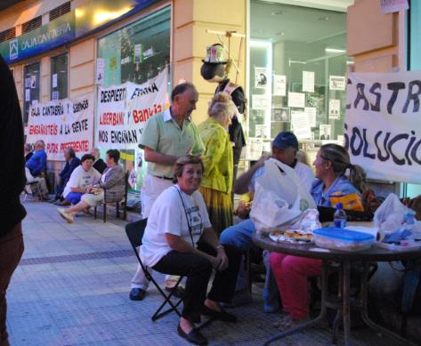 Denuncian que los medios cántabros ningunean su protesta