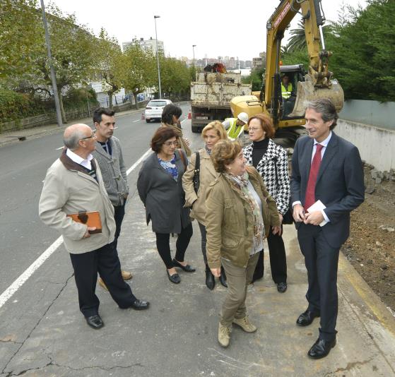  Comienzan las obras de mejora de la avenida del faro