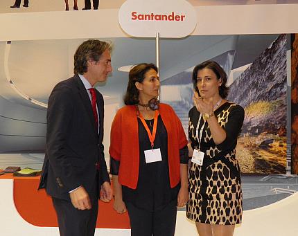  De la Serna destaca en Fitur el futuro ‘alentador’ para Santander en 2014