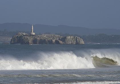 Cantabria continuará en alerta naranja por nieve, viento y fenómenos costeros