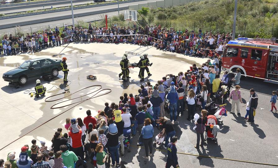  Los Bomberos de Santander mostraron su trabajo en una jornada de puertas abiertas