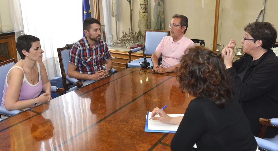  El Ayuntamiento amplía el servicio municipal gratuito de intérprete de lengua de signos