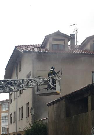 Extinguido un incendio en las instalaciones de la Escuela Taller de Cabezón de la Sal