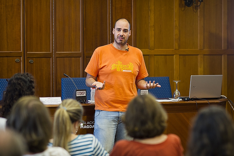 Antonio Pampliega en la UIMP: “La guerra de Siria es la peor del siglo XXI” - Foto (C) UIMP - Juan Manuel Serrano