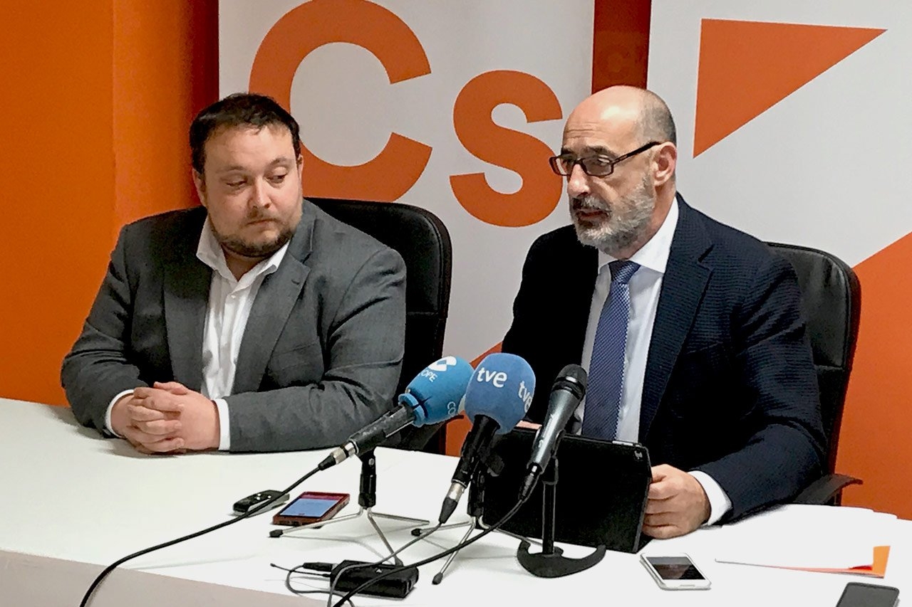 Félix Álvarez, diputado nacional y portavoz de Ciudadanos (Cs) en Cantabria, y Rubén Gómez