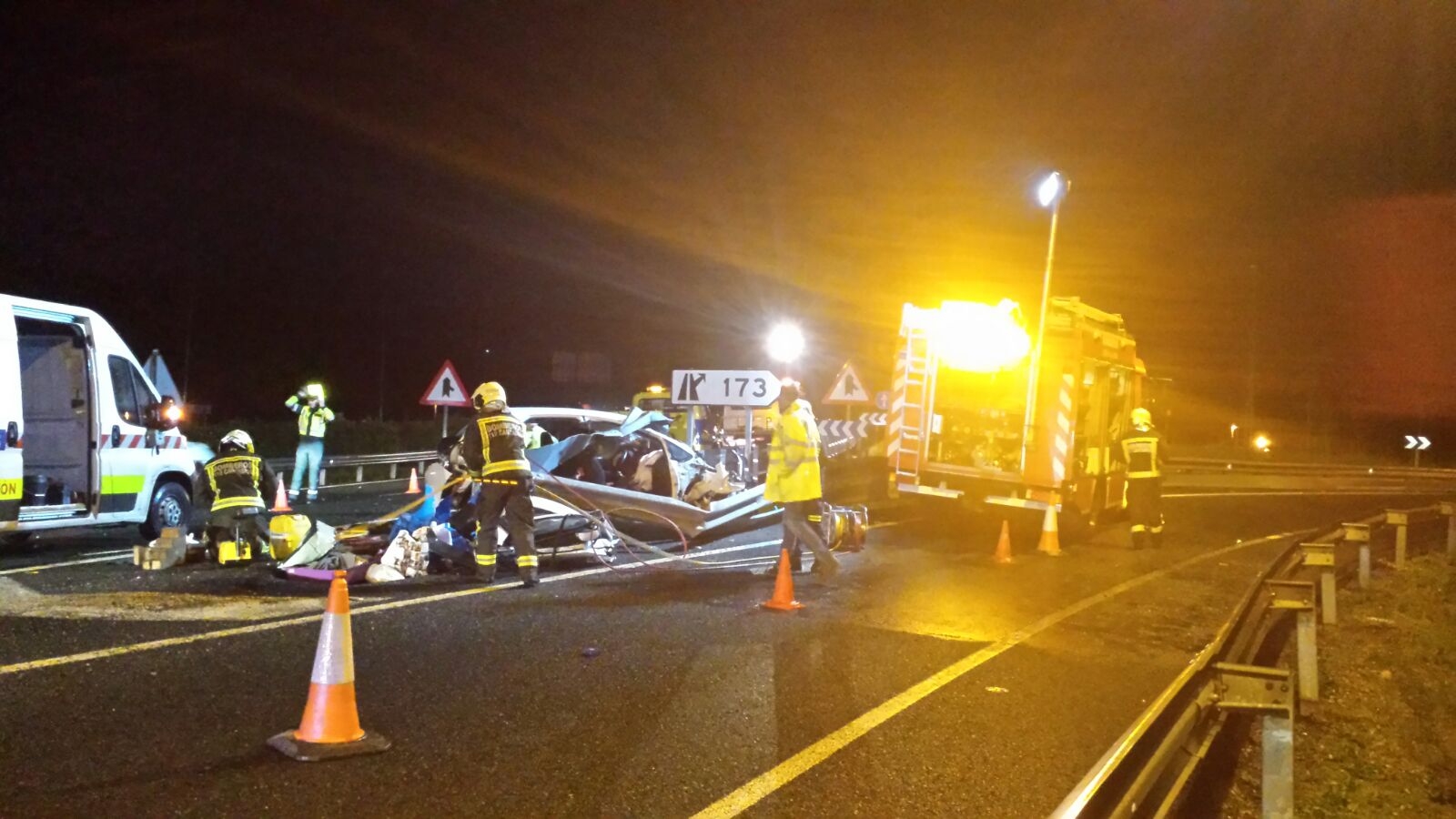 Tres heridos tras una colisión en la A8 a la altura de Colindres