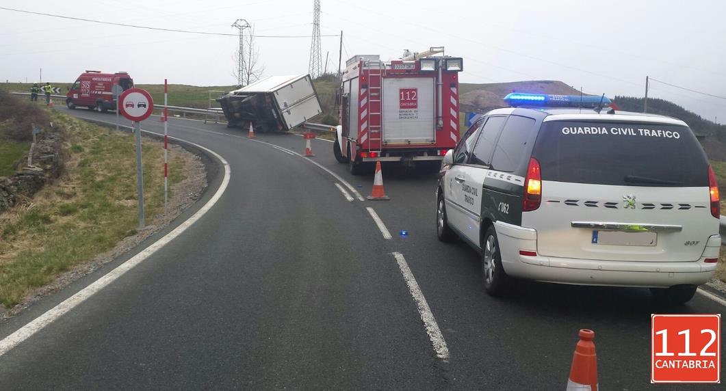 El 112 coordina 39 incidencias por viento