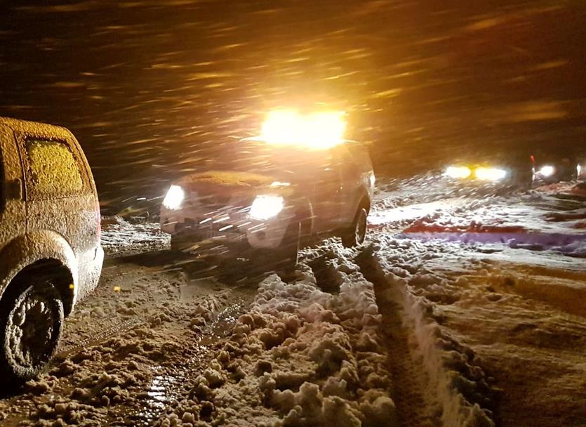 Rescatados 11 menores y 3 monitores atrapados en una ruta de montaña entre Bárcena de Pie de Concha y Barcena Mayor