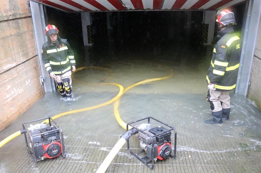  Zuloaga analiza las afecciones a las infraestructuras del Estado durante las inundaciones