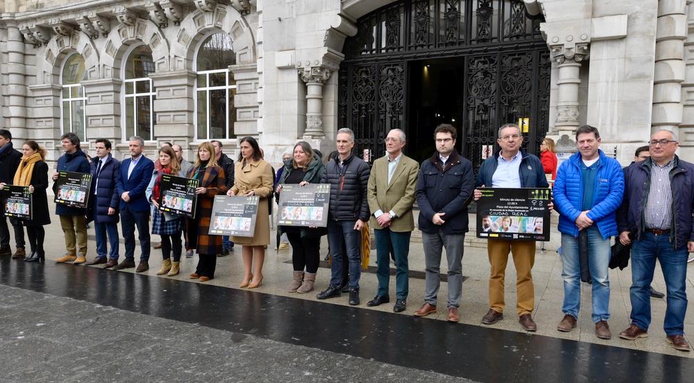 Santander recuerda y guarda un minuto de silencio por la mujer asesinada en Ciudad Real