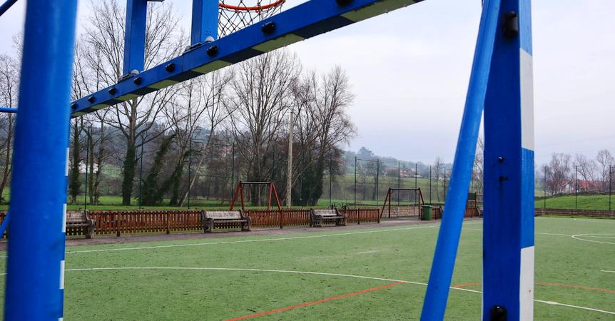 El parque infantil de Beranga contará con más iluminación