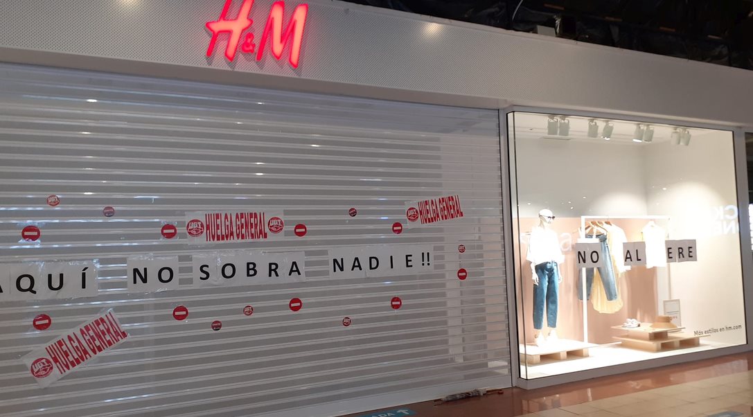  Nuevo día de huelga en H&M con pleno respaldo de la plantilla en Cantabria