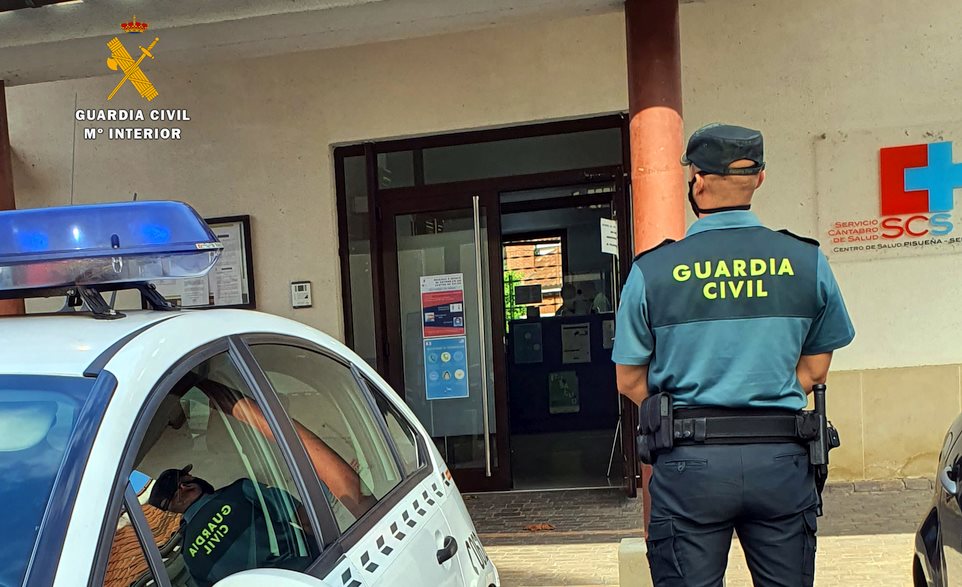  La Guardia Civil investiga a un hombre por amenazas e insultos a un médico del consultorio de Suesa