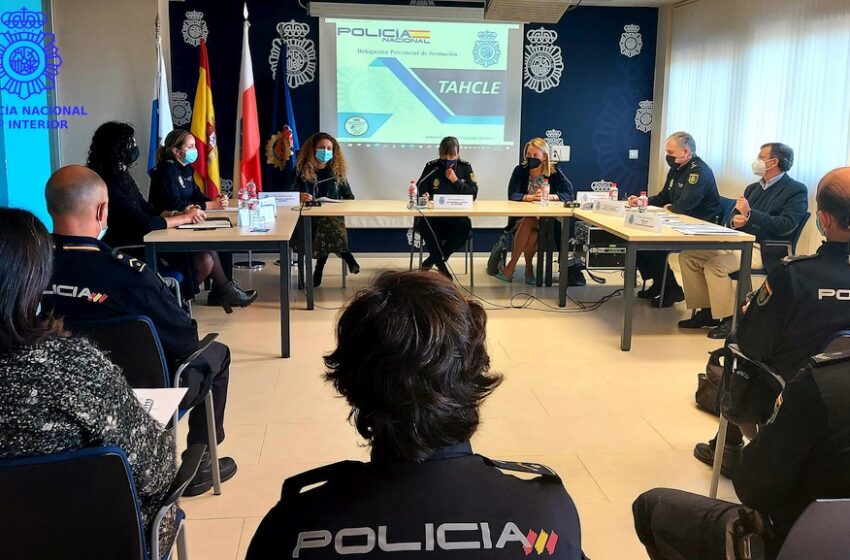 La Policía Nacional identifica a los presuntos autores de las ofensas a la jugadora del Club Osasuna B y forma a sus agentes en la lucha contra los Delitos de Odio