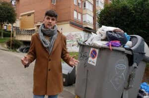 El PSOE denuncia la situación de “abandono” en los barrios “agravada” por la crisis de las basuras