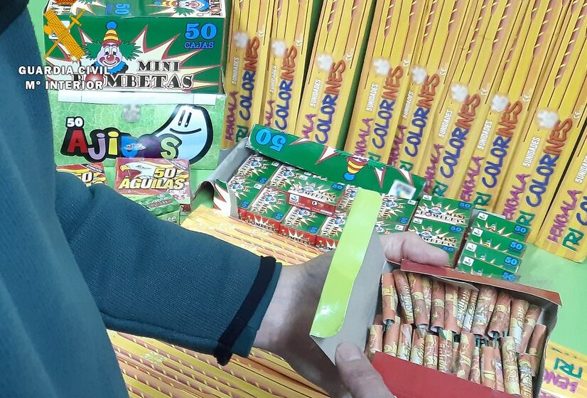 La Guardia Civil intervino en la campaña de Navidad más de 18.000 artificios pirotécnicos, la mayoría en Santander