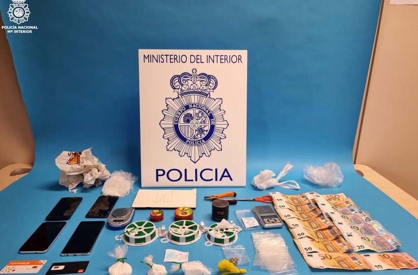  La Policía Nacional detiene a un varón responsable de la venta y distribución de droga en Santander