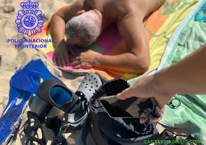  Un Policía Nacional fuera de servicio detiene a un ladrón en una playa de Benidorm