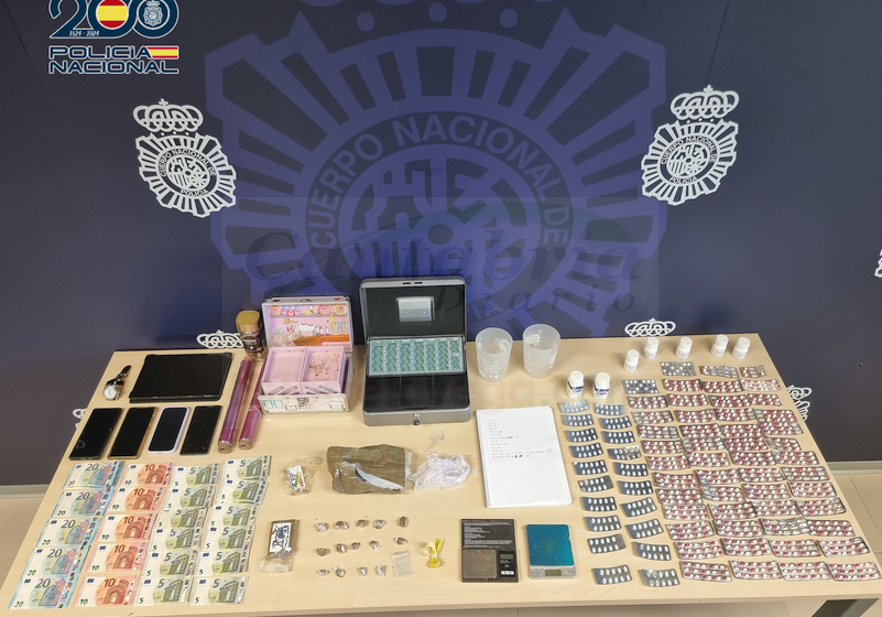 La Policía Nacional detiene a dos personas dedicadas a la venta y distribución de hachís, MDMA y diferentes fármacos en Santander