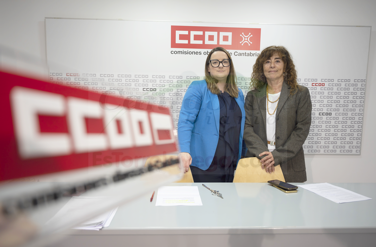 Rosa Mantecón, secretaria general de CCOO de Cantabria, y Marta Careaga, secretaria general de la Federación de Servicios de CCOO en Cantabria