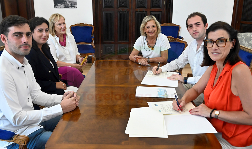 Santander y el Consejo de Estudiantes de Formación Profesional colaborarán para facilitar el acceso de los jóvenes al mercado laboral