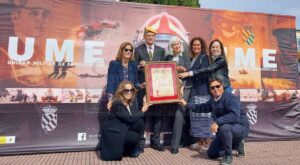 Elías Bayarri, Jefe de Protección Civil, nombrado soldado de honor de la UME