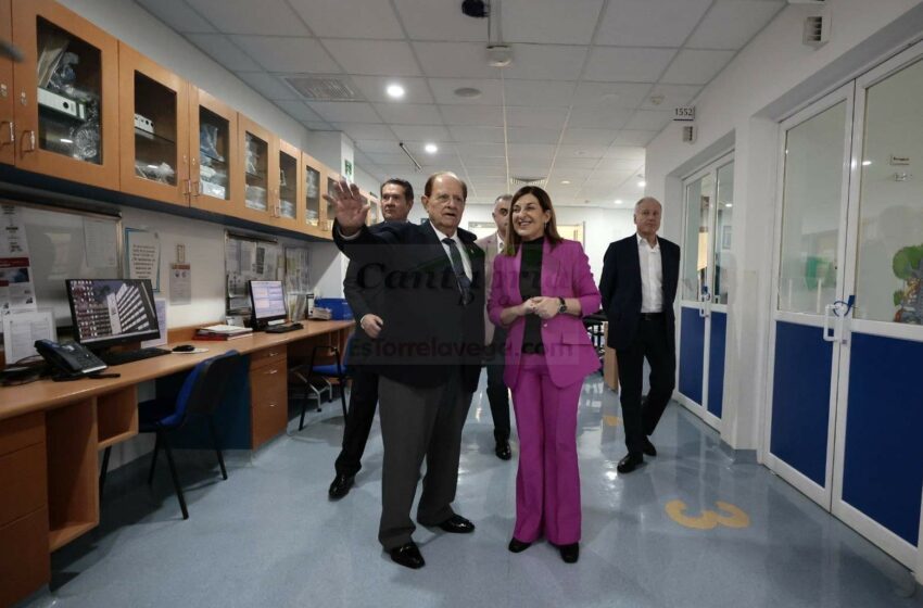 Foto: EFE/Gob. Cantabria - La presidenta de Cantabria, María José Sáenz de Buruaga, ha visitado el Hospital Español en México